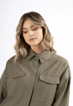 Dreimaster Übergangs Keyti - Lichte Jas - Oliv 11 Dreimaster Übergangs Keyti - Lichte Jas - Oliv -Mode Kledingwinkel 00ee86c18e3c40aba91bd4031d20f232