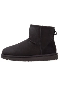 Ugg Classic Mini - Korte Laarzen - Black -Mode Kledingwinkel 0150a9cbf5e04ace9e0d0db2677121fc