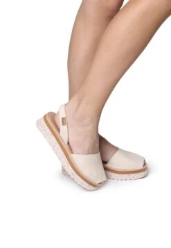 Toni Pons Sineu - Sandalen Met Plateauzool - Beige