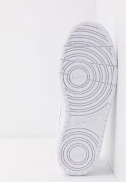 Nike Sportswear Court Borough Unisex - Sneakers Laag - White -Mode Kledingwinkel 069eb7b6db824a2884963fa639ec5c16