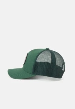 Brixton Rival Stamp Unisex - Pet - Pine Needle -Mode Kledingwinkel 07f3ad83543847eaaf61f2d91e790971