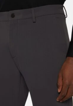 Btech Performance Stretch- Chino - Charcoal -Mode Kledingwinkel 09cf13e369654d83975dcbc5b3941011