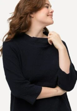 Ulla Popken Struktur Stehkragen 3/4 Arm - Sweater - Marine 9 Ulla Popken Struktur Stehkragen 3/4 Arm - Sweater - Marine -Mode Kledingwinkel 0c61e89ea6884b3b914fc3a1a4c2d1db