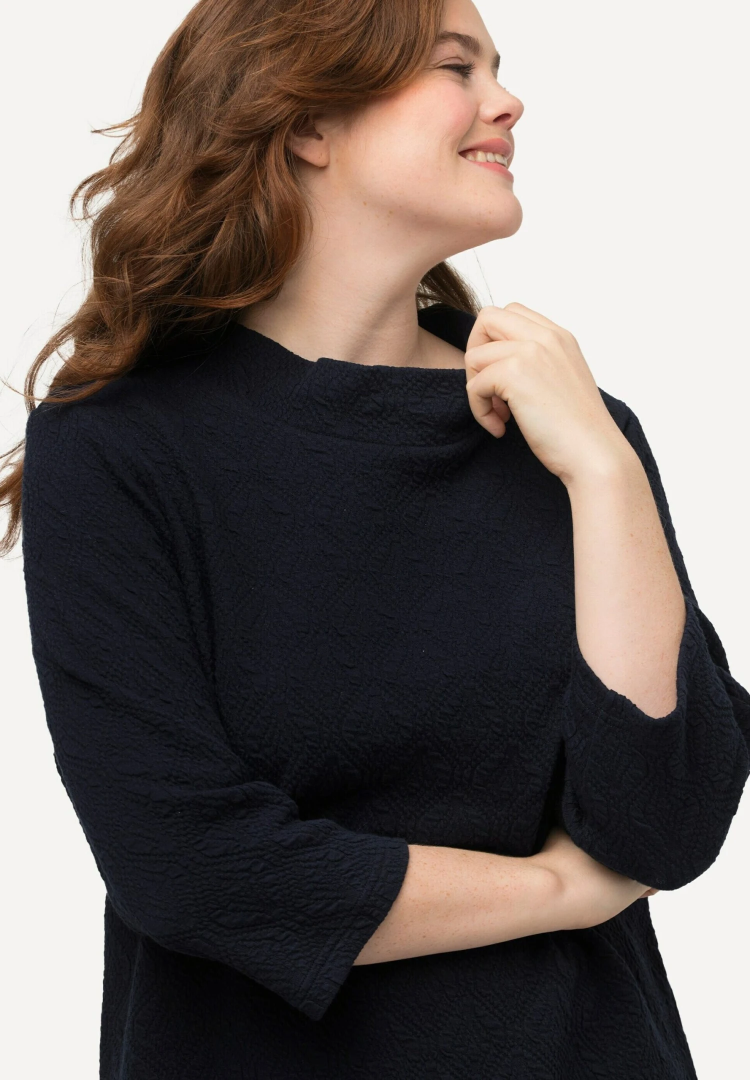 Ulla Popken Struktur Stehkragen 3/4 Arm - Sweater - Marine 5 Ulla Popken Struktur Stehkragen 3/4 Arm - Sweater - Marine - Afbeelding 3