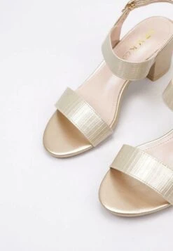 Zante - Sandalen - Gold -Mode Kledingwinkel 0e79cda0bb944e1b9a24f104239fe507