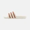 Adidas Originals Adilette Unisex - Muiltjes - White/Preloved Brown/Cloud White