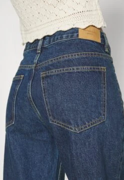 Low Straight- Straight Leg Jeans - Blue 11 Low Straight- Straight Leg Jeans - Blue -Mode Kledingwinkel 1ad357c0876840faa21ede806bdb420c