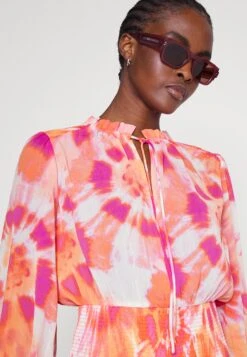 Hugo Kasralla - Jurk - Open Miscellaneous -Mode Kledingwinkel 1c965cb1a2164a06b0f5c0e6a1e08358