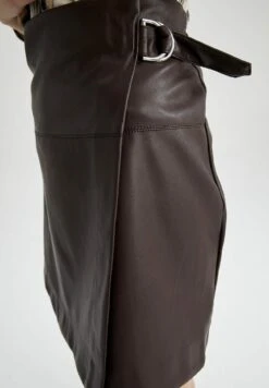 DeFacto Wikkelrok - Brown -Mode Kledingwinkel 1db23c4c4b2f4497968eb6818504643d