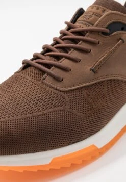 Bullboxer Sneakers Laag - Tan 15 Bullboxer Sneakers Laag - Tan -Mode Kledingwinkel 21471cca7be941e2b1f5c04fa358e315