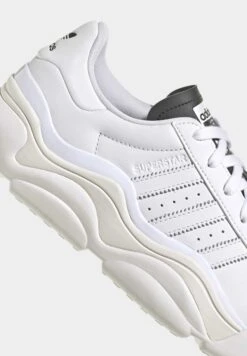 Adidas Originals Superstar Millencon W - Sneakers Laag - Cloud White Cloud White Core Black -Mode Kledingwinkel 23f9b9bdb97e41d09f4a11b1887ffe49