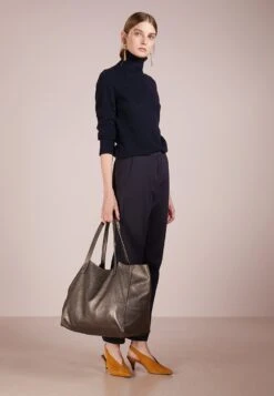 Nieuwe uitgaven -Mode Kledingwinkel 281db9b2b05d434e978e8a5533bd6ab2