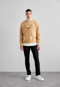 MOSCHINO Fleece Trui - Fantasy Beige -Mode Kledingwinkel 298cf973911f466084531aa2993efbbd