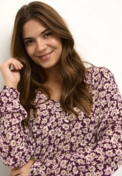 Kaffe Bpalice- Blouse - Dark RedPink Sand Flowers 11 Kaffe Bpalice- Blouse - Dark RedPink Sand Flowers -Mode Kledingwinkel 2ad1227f8970459fb24fc228bf807d16