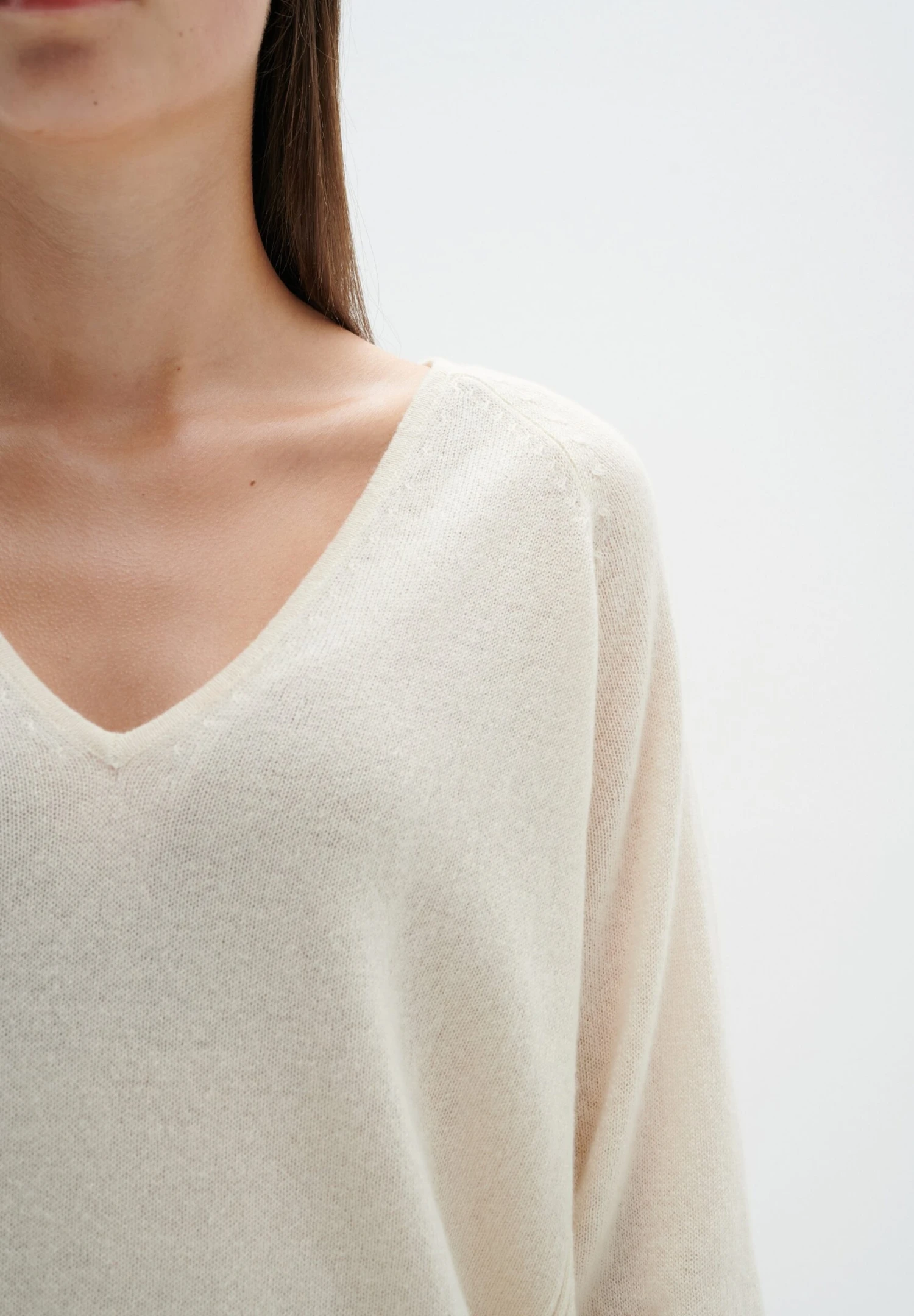 InWear Lukka V-Neck Premium - Trui - Whisper White 7 InWear Lukka V-Neck Premium - Trui - Whisper White - Afbeelding 5