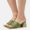 ALOHAS Brushed Degrad- Muiltjes Met Hak - Evergreen 1 ALOHAS Brushed Degrad- Muiltjes Met Hak - Evergreen -Mode Kledingwinkel 312a7924bc5c4286a268354be3afe69d