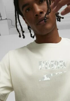 Puma Downtown Logo Graphic - T-Shirt Print - No Color -Mode Kledingwinkel 31ec839908274d8ebf9acc60c35c771b