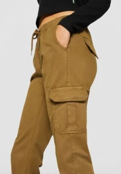 URBAN CLASSICS High Waist - Cargobroek - Summerolive 15 URBAN CLASSICS High Waist - Cargobroek - Summerolive -Mode Kledingwinkel 3218a2ee80074ba8bd9d6fcc88cda113