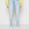 Calvin Klein Jeans Mid Rise- Jeans Skinny Fit - Denim Light -Mode Kledingwinkel 32967076726d46a5857c7f2e2495f569