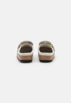 Birkenstock Buckley Leve Narrow - Muiltjes - Antique White 13 Birkenstock Buckley Leve Narrow - Muiltjes - Antique White -Mode Kledingwinkel 34c5c50df202441e92c448a4877774b2