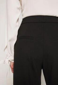 Hugo Himia - Broek - Black -Mode Kledingwinkel 3a544fe6e3c747dbb9a92ff78d6ab477