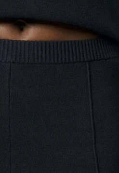 CLAUDIE PIERLOT Broek - Marine -Mode Kledingwinkel 3befc934fc3f4258b6399bdb38506997