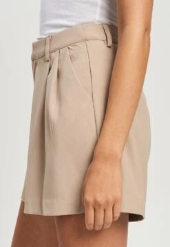 Calli Revel- Shorts - Beige 10 Calli Revel- Shorts - Beige -Mode Kledingwinkel 3c9e27fc34e54bd588a0963add782f33