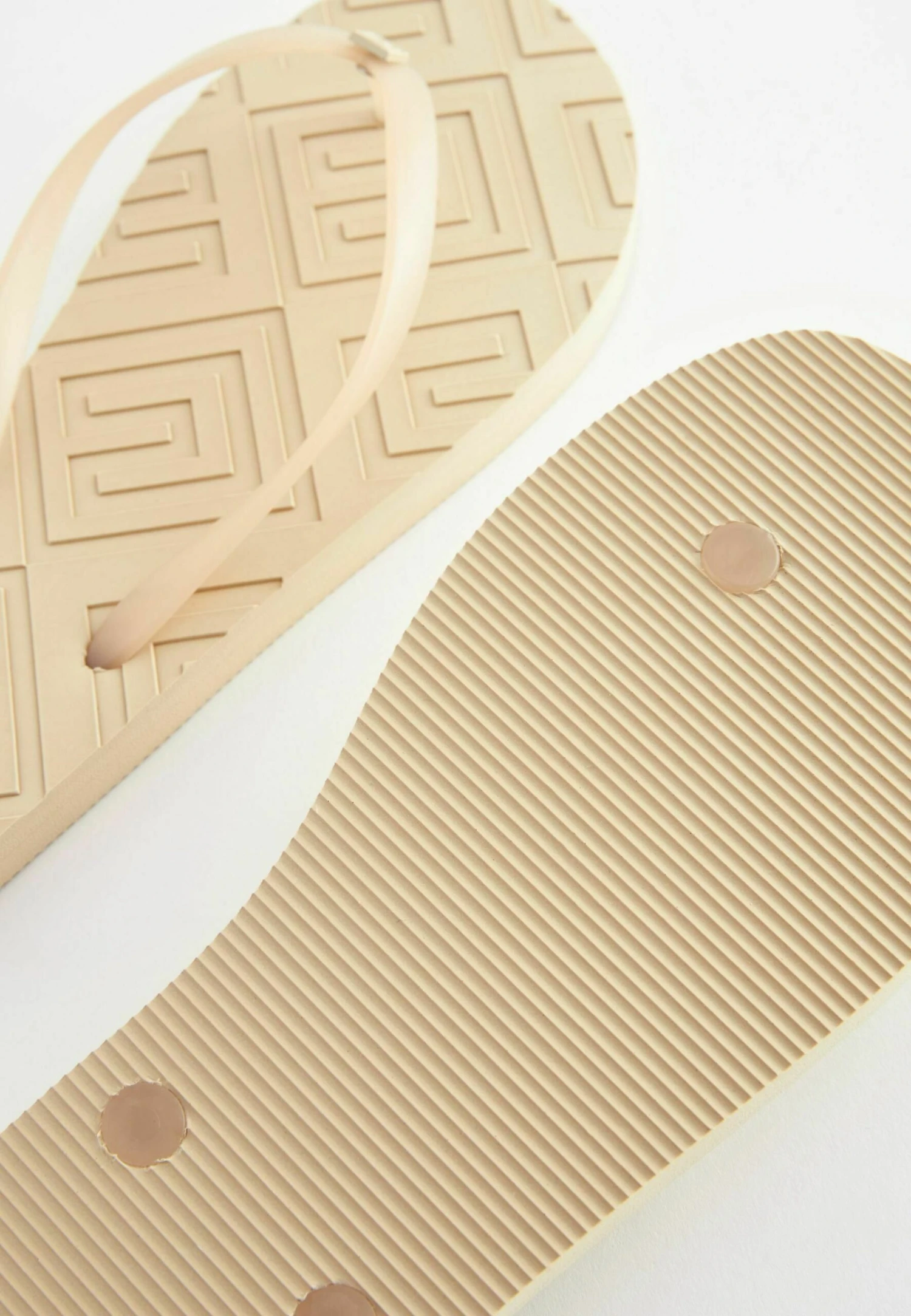 Next Monogram Detailing Standard - Teensandalen - Sand Natural 7 Next Monogram Detailing Standard - Teensandalen - Sand Natural - Afbeelding 5