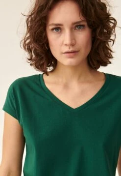 Szajna - T-Shirt Basic - Green -Mode Kledingwinkel 429e05c761d5420a8ba1a146b9dc3f06