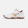 Mizuno Wave Phantom 3 - Volleybalschoenen - White/Cabernet/Gold -Mode Kledingwinkel 4a3abc7160dc4a6d901e7b703299a466