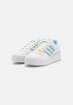 Adidas Originals Forum Bold Stripes W - Sneakers Laag - Off White/Clear Sky/White -Mode Kledingwinkel 4d771d7e5d324394ba70f9eeb43d527b