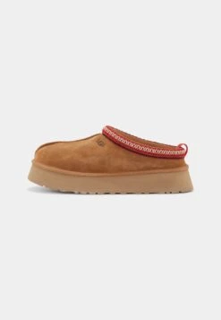 Ugg Tazz - Pantoffels - Chestnut -Mode Kledingwinkel 4e14d2f67f8c4238981696bfc49568bc