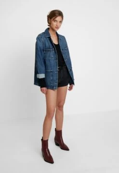 American Vintage Jacksonville Round Neck Long Sleeve - Longsleeve - Noir -Mode Kledingwinkel 4fd8d24229404e489c49e41056f995ed