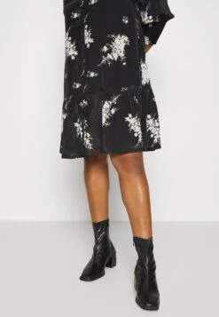 Ganja Sleeve Dress - Blousejurk - Black -Mode Kledingwinkel 50da1b7c4843406782477559dd33f526