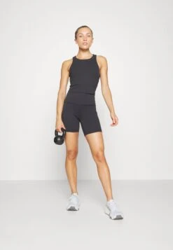 Lululemon Wunder Train Racerback Tank - Top - Black 15 Lululemon Wunder Train Racerback Tank - Top - Black -Mode Kledingwinkel 5324ff19d229478ea8d653c31bbd1810