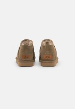 Ugg Korte Laarzen - Marrone -Mode Kledingwinkel 55d033a2145a4c5d840dfd15f0ca981f