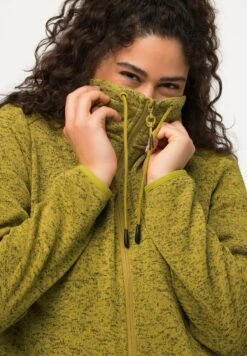 Ulla Popken Vest - Dark Mustard Yellow -Mode Kledingwinkel 5660e76ee7684103a09704929fe1bc2b