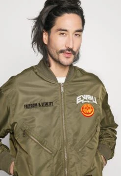 Evisu Kamon Jacket - Bomberjacks - Dark Olive -Mode Kledingwinkel 581033a699b44c819e8bfb89da313dd7
