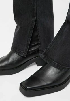 Object Bootcut Jeans - Black Denim -Mode Kledingwinkel 58503872d4e247348a7c8e2005bea855