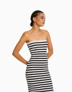 BERSHKA Maxi-Jurk - Off-White 13 BERSHKA Maxi-Jurk - Off-White -Mode Kledingwinkel 5b345fd246da4cd3b40c20e4d13149ff