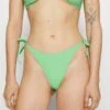 Roxy Cheeky Highleg - Bikinibroekje - Absinthe Green -Mode Kledingwinkel 5ba051c379c7455fa907ab226d244aef