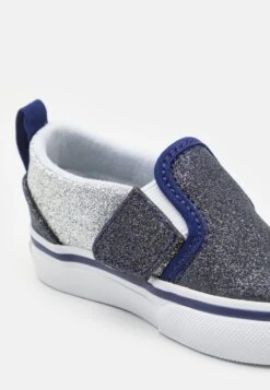 Vans Slip-On Unisex - Instappers - Port Royale/True White -Mode Kledingwinkel 5c985b1be8c643ae900dd27f0cde19b8