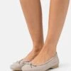Jana Ballerina'S - Stone 1 Jana Ballerina'S - Stone -Mode Kledingwinkel 5d95eebe23e44283bc40b606a264b104