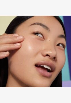 Clarifying Serum - Serum - - 14 Clarifying Serum - Serum - - -Mode Kledingwinkel 5e08eb732fc140ddbf398c35d4b03160