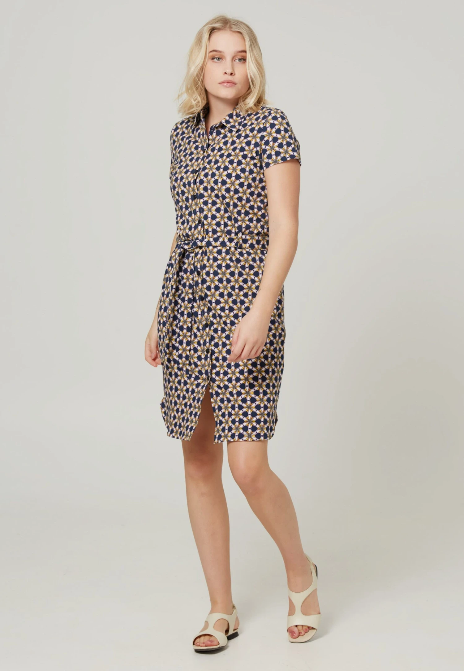 What She Said - Button-Through With Belt - Blousejurk - Multicoloured 4 What She Said - Button-Through With Belt - Blousejurk - Multicoloured - Afbeelding 2