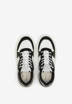 Marc O'Polo ModThea 5F - Sneakers Laag - Black 11 Marc O'Polo ModThea 5F - Sneakers Laag - Black -Mode Kledingwinkel 6141e663c077451d91fe357830045226