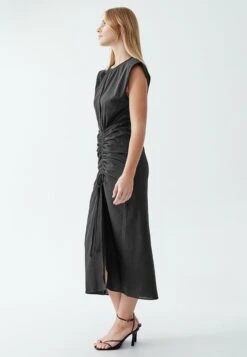 Calli Jorja Midi - Jurk - Black -Mode Kledingwinkel 619e4674fe004dfb9b122f3d4fa332a1