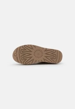 Ugg Classic Ultra Mini Platform - Enkellaarsjes Met Plateauzool - Chestnut -Mode Kledingwinkel 63797d8153e44e32b9e5598ae5625d71