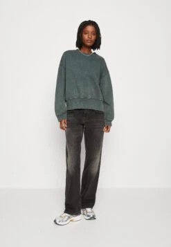 Nieuwe uitgaven -Mode Kledingwinkel 64be3ddf848744eaaa86caced9e0be06