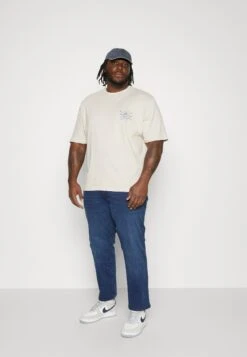 Nieuwe uitgaven -Mode Kledingwinkel 666955ccb5f94ecebb8bfdcd46cad629